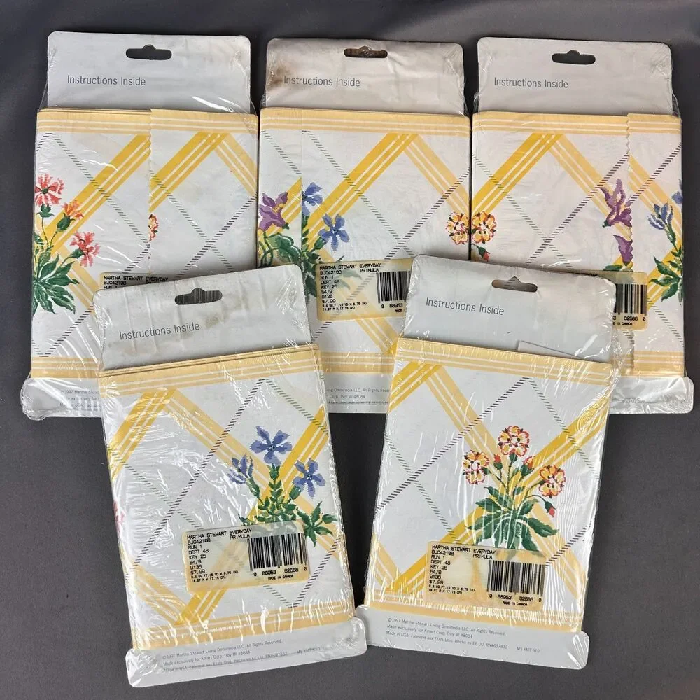 Martha Stewart Wallpaper Border Primula Floral 25 Yard NOS Cottagecore